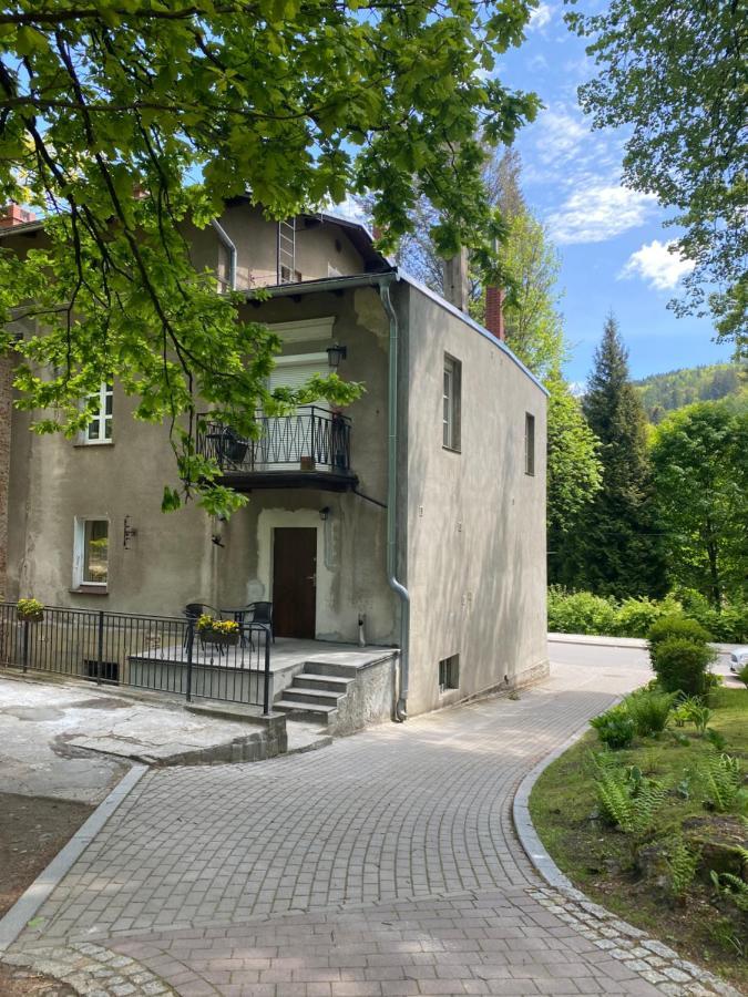 Apartament Zdroj Ladek Exteriör bild