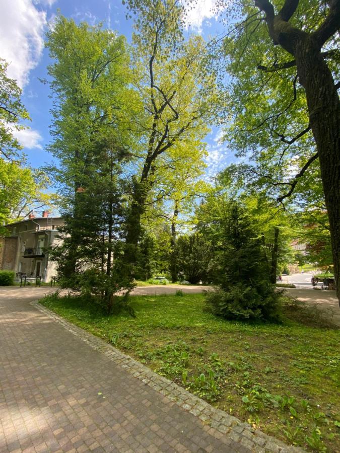 Apartament Zdroj Ladek Exteriör bild