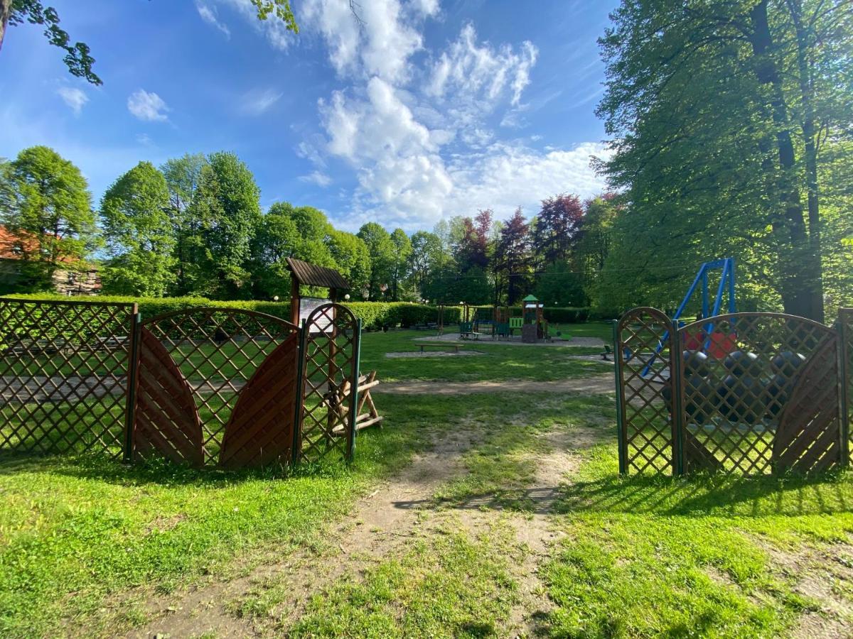 Apartament Zdroj Ladek Exteriör bild
