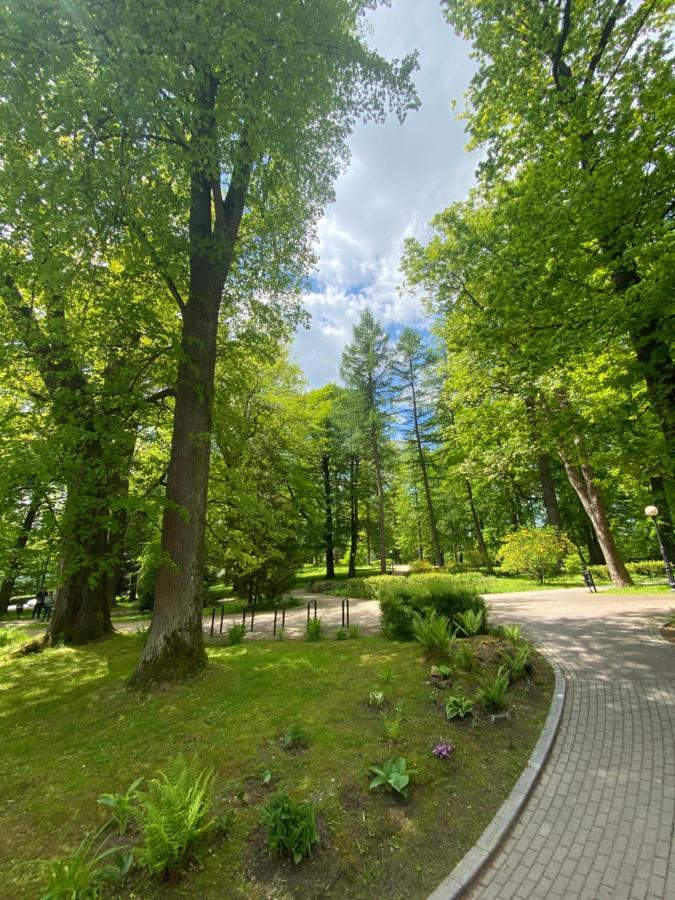Apartament Zdroj Ladek Exteriör bild